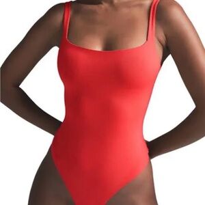 SHEIN Red Sleeveless Bodysuit